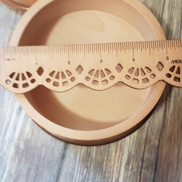 Handpainted wooden box - Picture 6 of 6